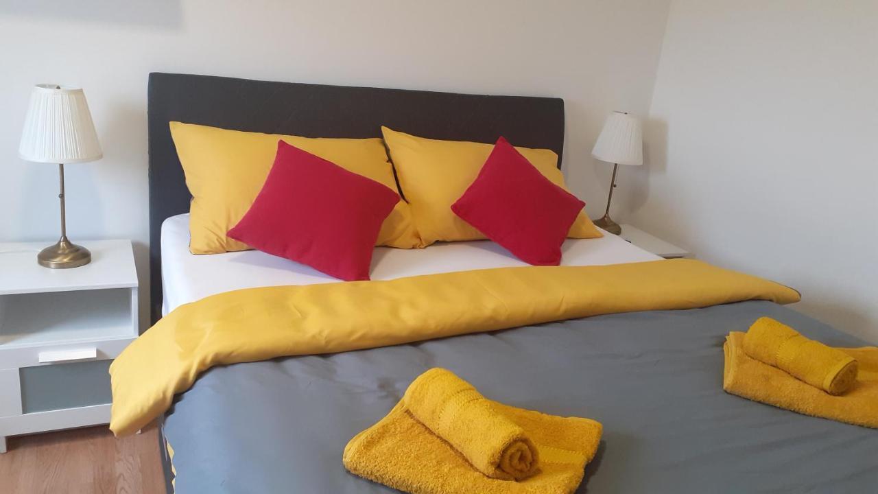 Oaza Klara Apartment คาร์โลวัตส์ ภายนอก รูปภาพ
