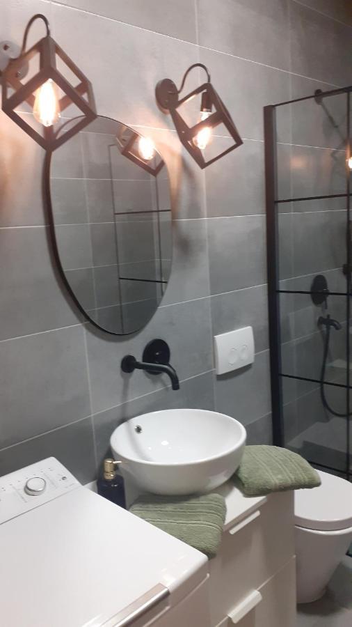 Oaza Klara Apartment คาร์โลวัตส์ ภายนอก รูปภาพ